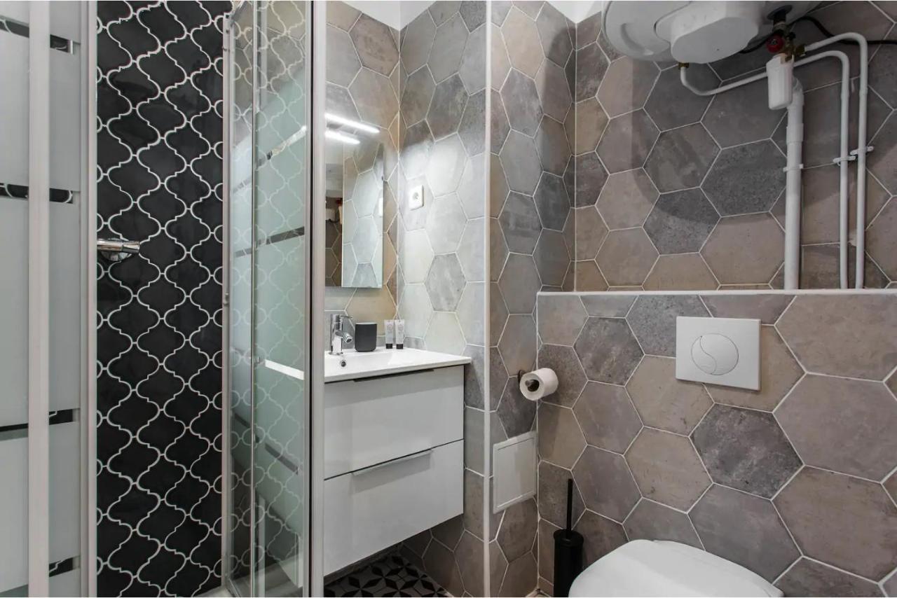 Cmg Place De Clichy - Metro Europe Apartment ปารีส ภายนอก รูปภาพ